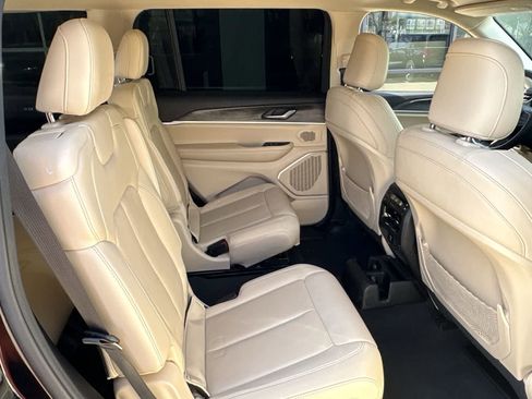 Used 2022 Jeep Grand Cherokee L Limited w/ Trailer Tow Group (B) image 24