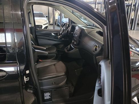 Used 2020 Mercedes-Benz Metris Passenger image 55