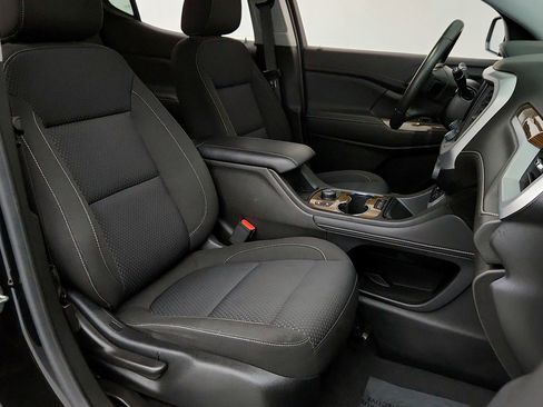 Certified 2023 GMC Acadia SLE w/ Driver Convenience Package FWD image 28