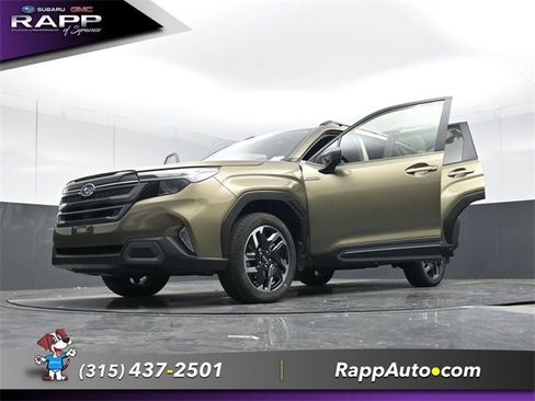 Certified 2025 Subaru Forester Limited image 39