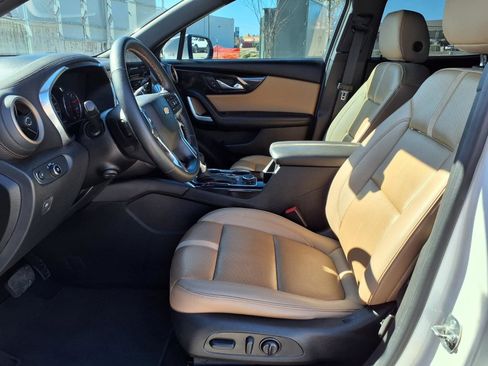 Used 2023 Chevrolet Blazer Premier w/ Enhanced Convenience Package FWD image 17