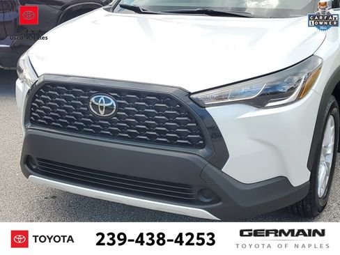 Certified 2024 Toyota Corolla Cross LE FWD image 13