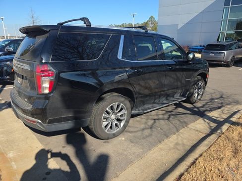 Used 2021 Chevrolet Tahoe LT w/ LT Signature Package image 5