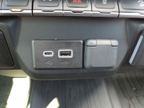New 2026 GMC Sierra 1500 Pro w/ Graphite Edition AWD/4WD image 10