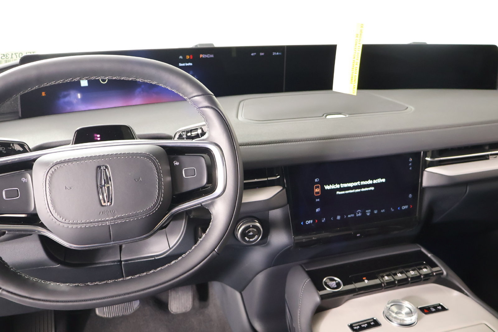 New 2026 Lincoln Navigator Reserve w/ Jet Appearance Package AWD/4WD image 5
