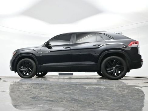 Used 2023 Volkswagen Atlas Cross Sport SE image 27