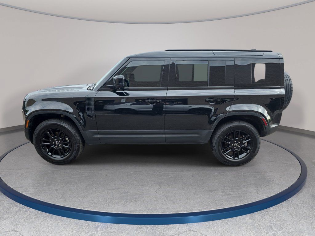 Certified 2025 Land Rover Defender 110 S AWD/4WD image 9