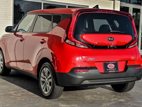 Used 2020 Kia Soul LX FWD image 9