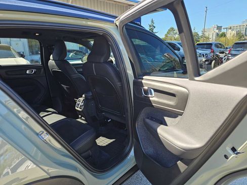 Certified 2023 Volvo XC40 Recharge Ultimate w/ Protection Package Premier AWD/4WD image 13