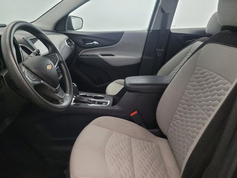 Used 2019 Chevrolet Equinox LS FWD image 17