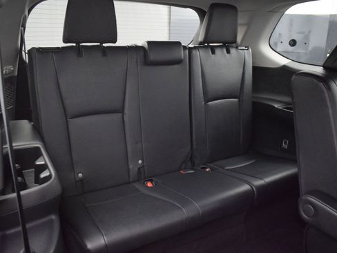 Used 2024 Toyota Grand Highlander XLE image 12