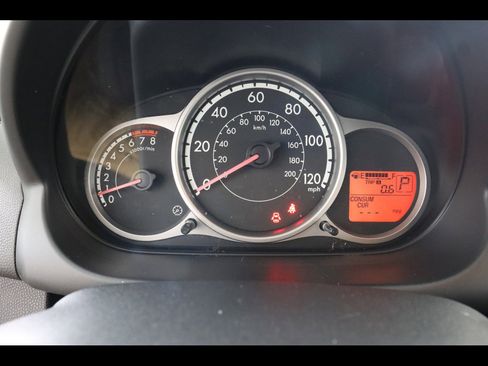 Used 2012 MAZDA MAZDA2 Touring image 24