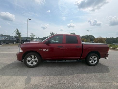 Used 2014 RAM 1500 Express AWD/4WD image 3