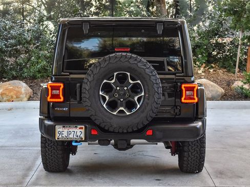 Used 2023 Jeep Wrangler Unlimited Rubicon 4xe w/ Steel Bumper Group image 5