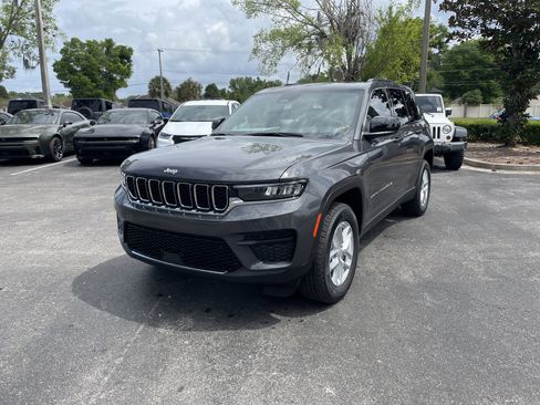 New 2026 Jeep Grand Cherokee Laredo X RWD image 3