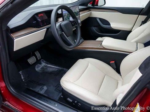 Used 2023 Tesla Model S AWD/4WD image 13
