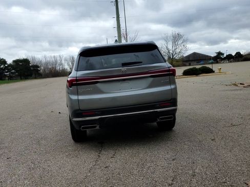 New 2025 Buick Enclave Preferred image 42