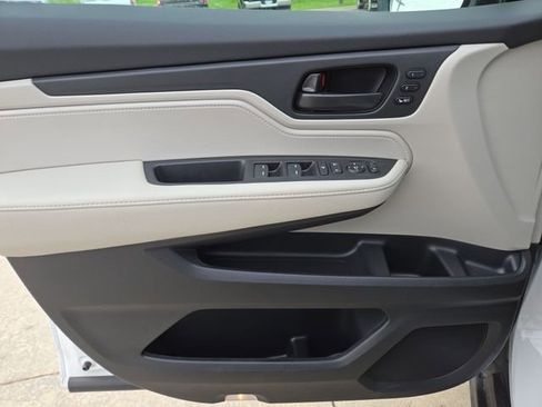 New 2026 Honda Odyssey EX-L image 16