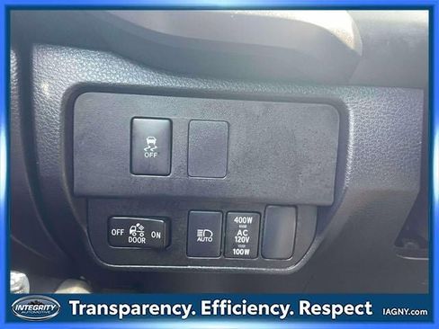 Used 2023 Toyota Tacoma TRD Off-Road image 21