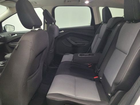 Used 2018 Ford Escape SE FWD image 18