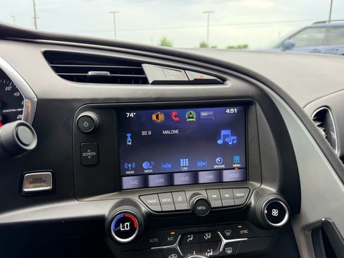 Used 2016 Chevrolet Corvette Stingray Coupe RWD image 22