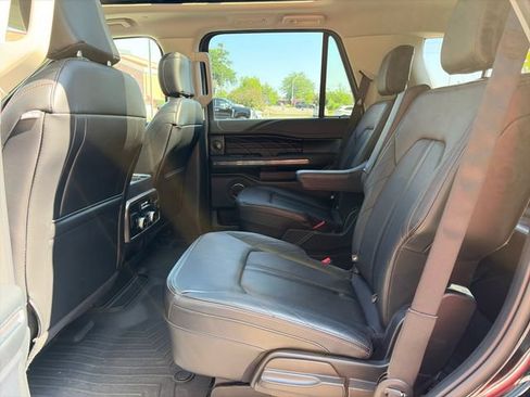 Used 2021 Ford Expedition Platinum AWD/4WD image 24