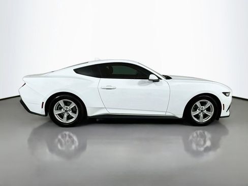 Used 2024 Ford Mustang Coupe RWD image 7