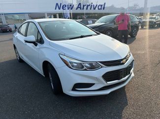 Used 2017 Chevrolet Cruze LS FWD video 2