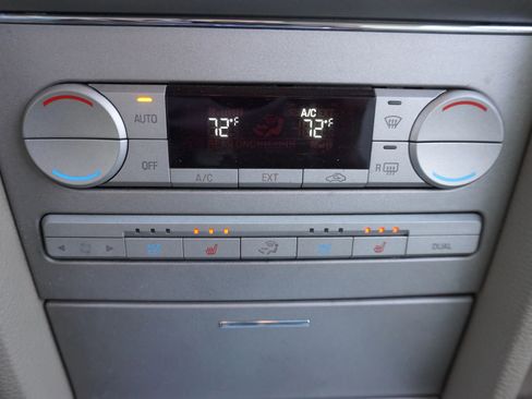 Used 2008 Lincoln MKZ image 16