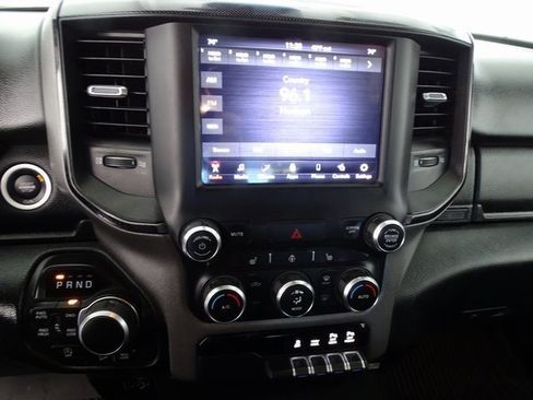 Used 2021 RAM 1500 Big Horn w/ Built-to-serve Edition image 13