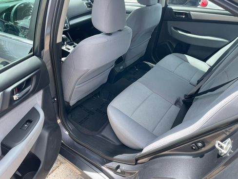 Used 2018 Subaru Legacy 2.5i Premium AWD/4WD image 40