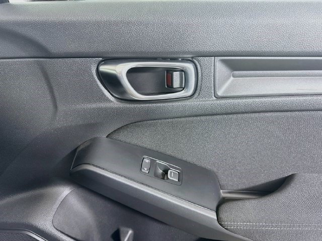 Used 2025 Honda Civic Sport image 30
