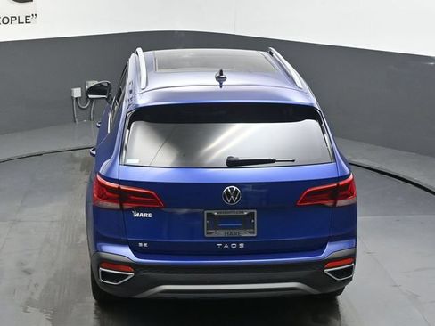 Used 2023 Volkswagen Taos SE w/ Panoramic Sunroof Package FWD image 58