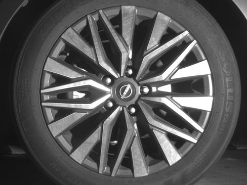 Used 2025 Nissan Altima 2.5 SV image 12