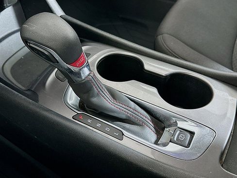 Used 2024 Chevrolet Malibu RS w/ LPO, Floor Liner Package FWD image 17