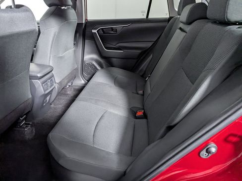 Certified 2025 Toyota RAV4 LE image 43