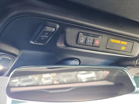 Used 2019 Chevrolet Camaro LT RWD image 18