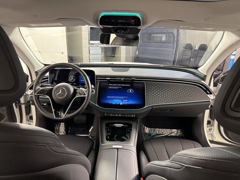 Certified 2025 Mercedes-Benz E 350 4MATIC Sedan image 25