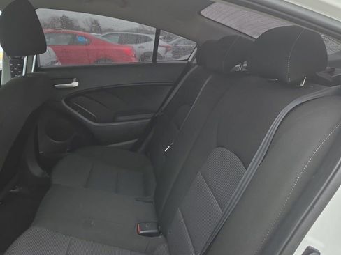Used 2017 Kia Forte LX FWD image 10