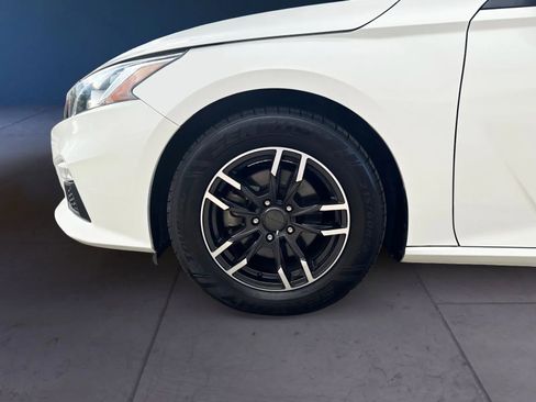 Used 2020 Nissan Altima 2.5 S image 9