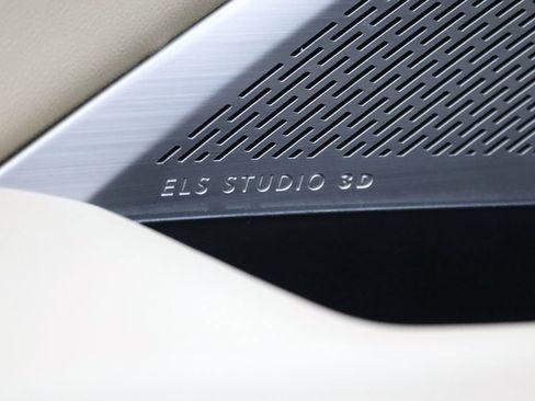 Used 2023 Acura MDX SH-AWD w/ Advance Package image 14