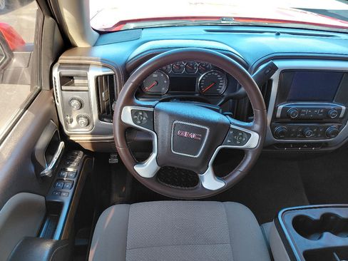 Used 2016 GMC Sierra 1500 SLE w/ SLE Value Package AWD/4WD image 12