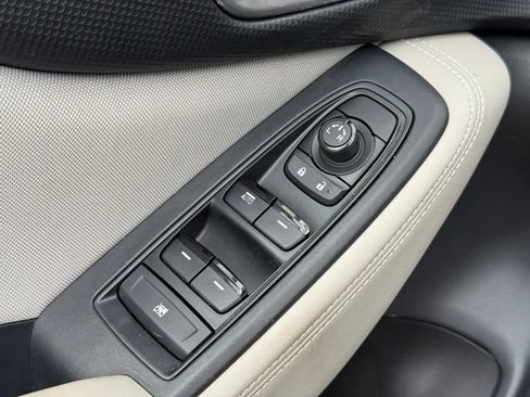 Used 2023 Subaru Forester AWD/4WD image 13