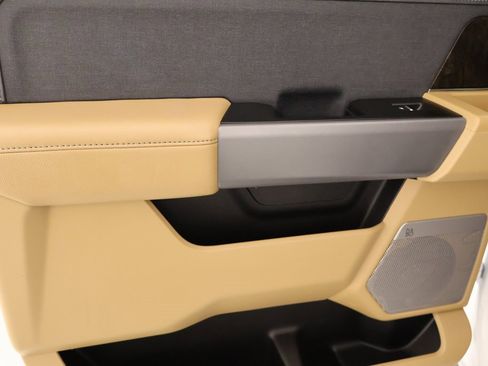 Used 2024 Ford F250 Lariat w/ Lariat Ultimate Package image 17