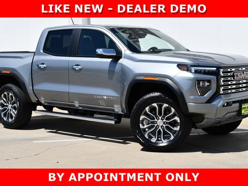 Used 2026 GMC Canyon Denali AWD/4WD image 2