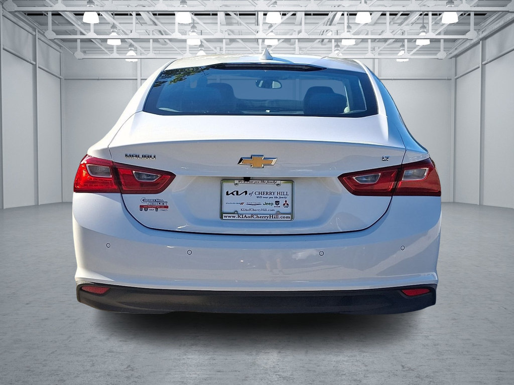 Used 2025 Chevrolet Malibu LT FWD image 8