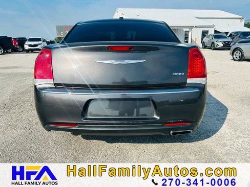 Used 2015 Chrysler 300 Touring w/ Limited Group RWD image 4