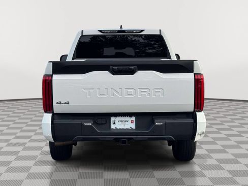 Used 2022 Toyota Tundra SR5 w/ SR5 Premium Package AWD/4WD image 6