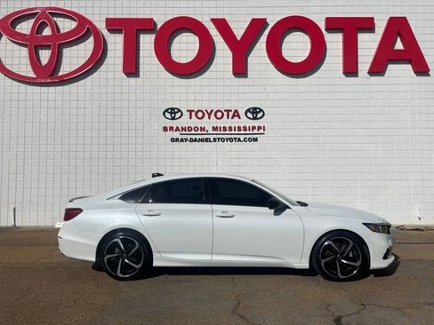 Used 2022 Honda Accord Sport Special Edition image 4