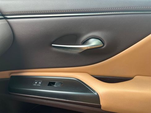 Used 2019 Lexus ES 350 w/ Premium Package FWD image 21